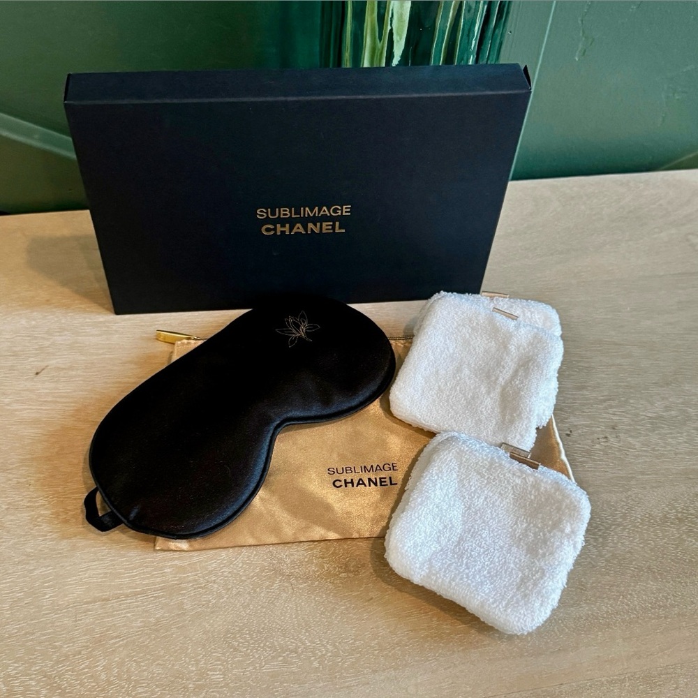 Chanel Sublimage Eye Mask Set GWP